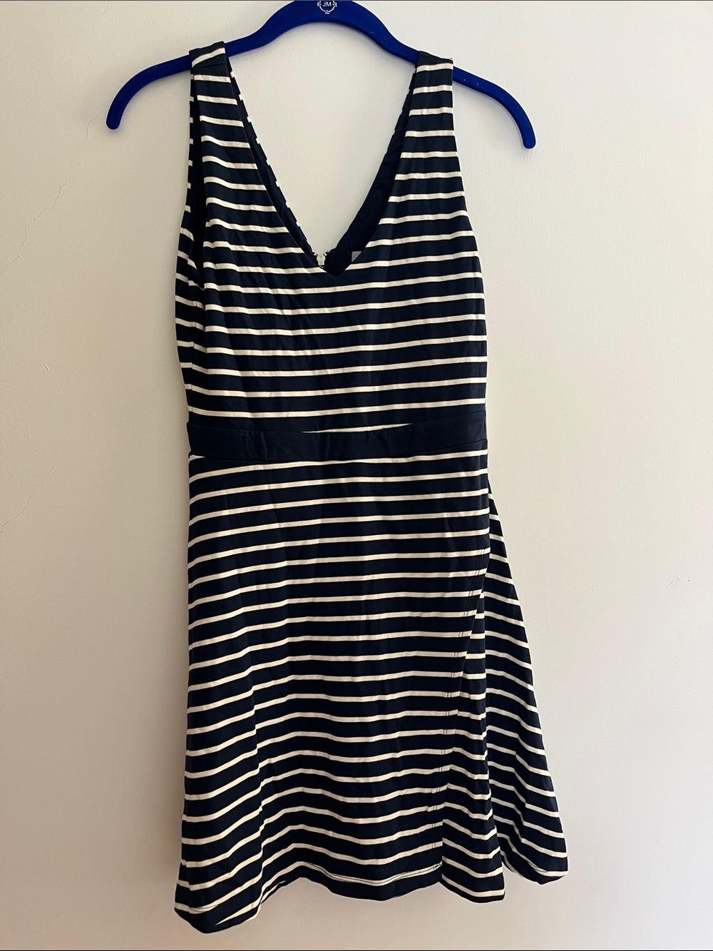 Tart Black and White Striped V-Neck Sleeveless Dress